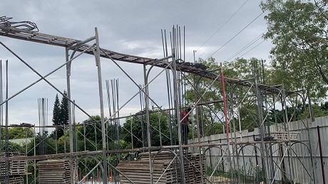 高雄廣告帆布架搭設